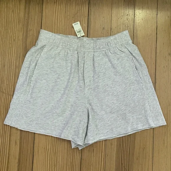 NWT Aerie Let Loose Fleece Shortie In Light Heather Grey Sz XS. - Picture 6 of 12